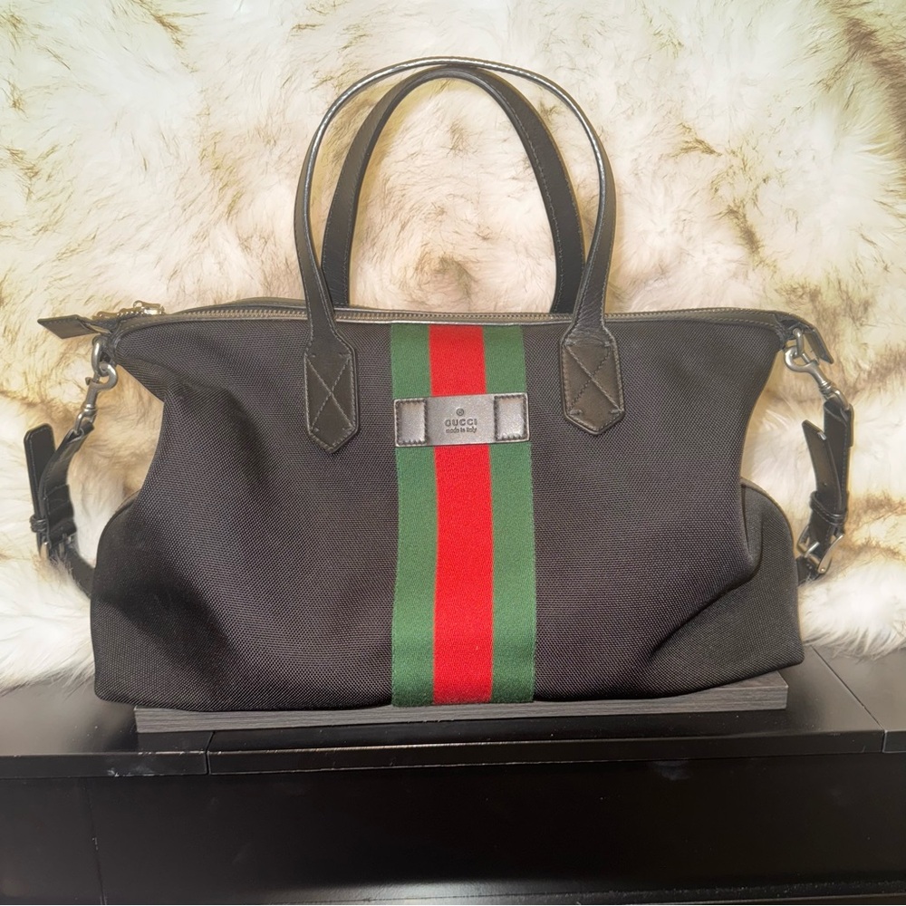 GUCCI  
🔥 Pre-Loved Black Techno Canvas Web Duffle - Picture 3 of 14
